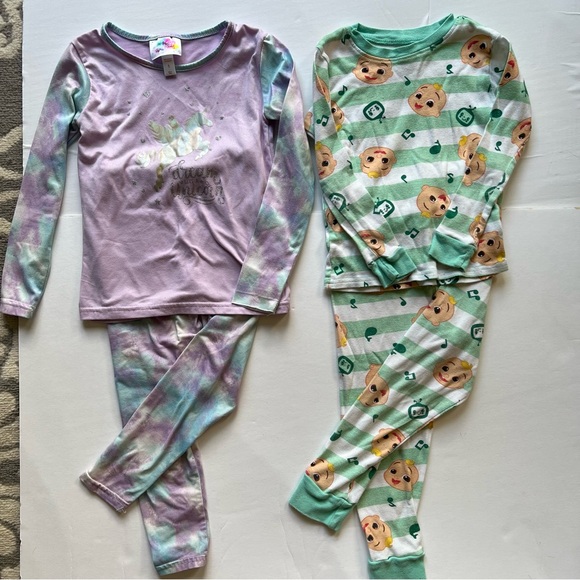 btween Other - 2 Sets of girls 5T Sleep Pajama Outfits Sleepers